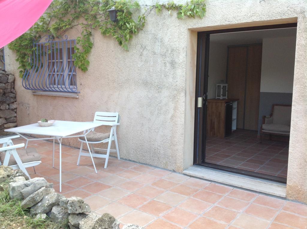ホテル Le Patio Fleuri ロルグ 部屋 写真